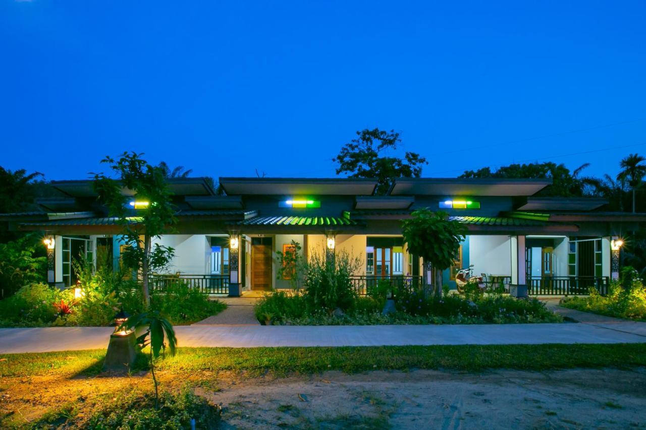 Loft Vintage Chalet Resort Ко-Ланта Экстерьер фото