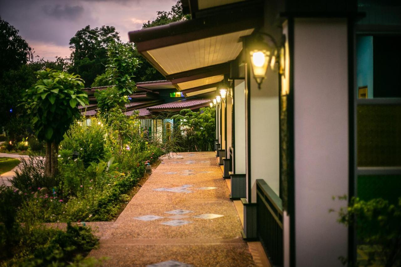 Loft Vintage Chalet Resort Ко-Ланта Экстерьер фото