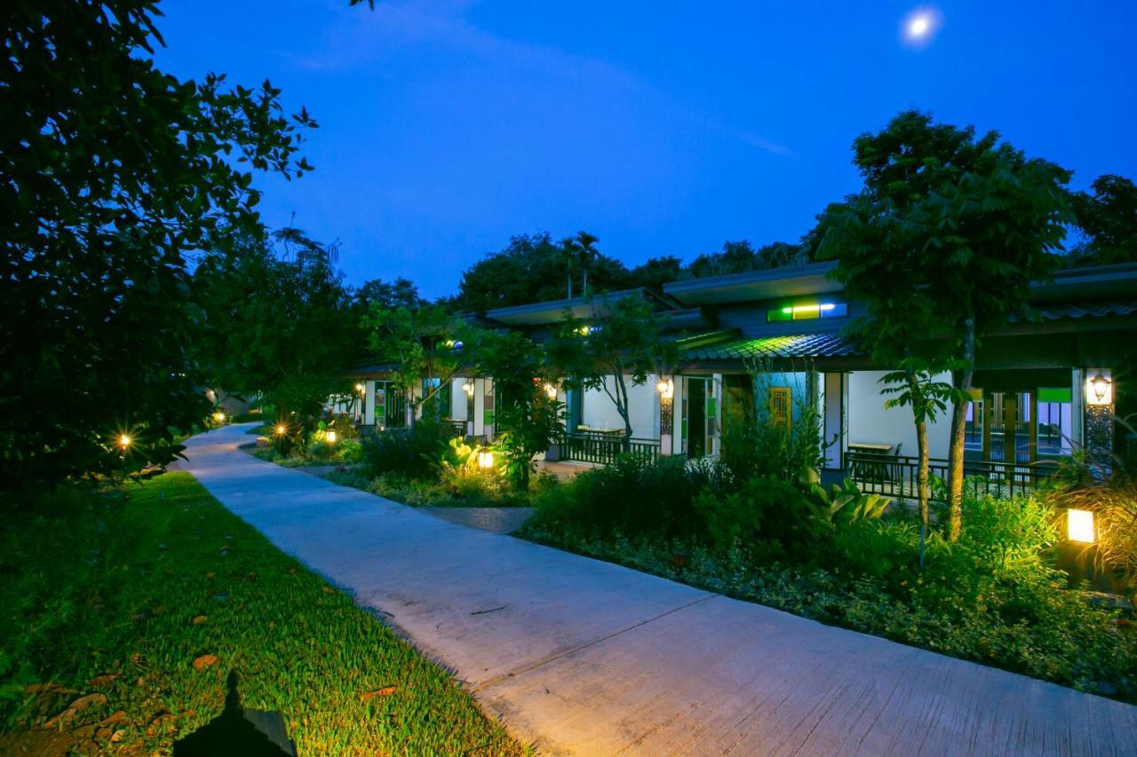 Loft Vintage Chalet Resort Ко-Ланта Экстерьер фото