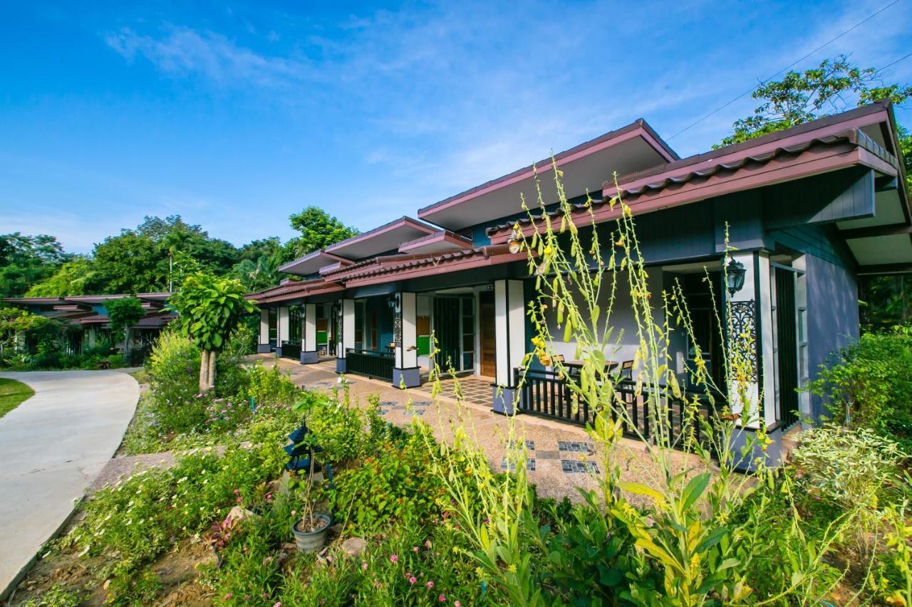 Loft Vintage Chalet Resort Ко-Ланта Экстерьер фото